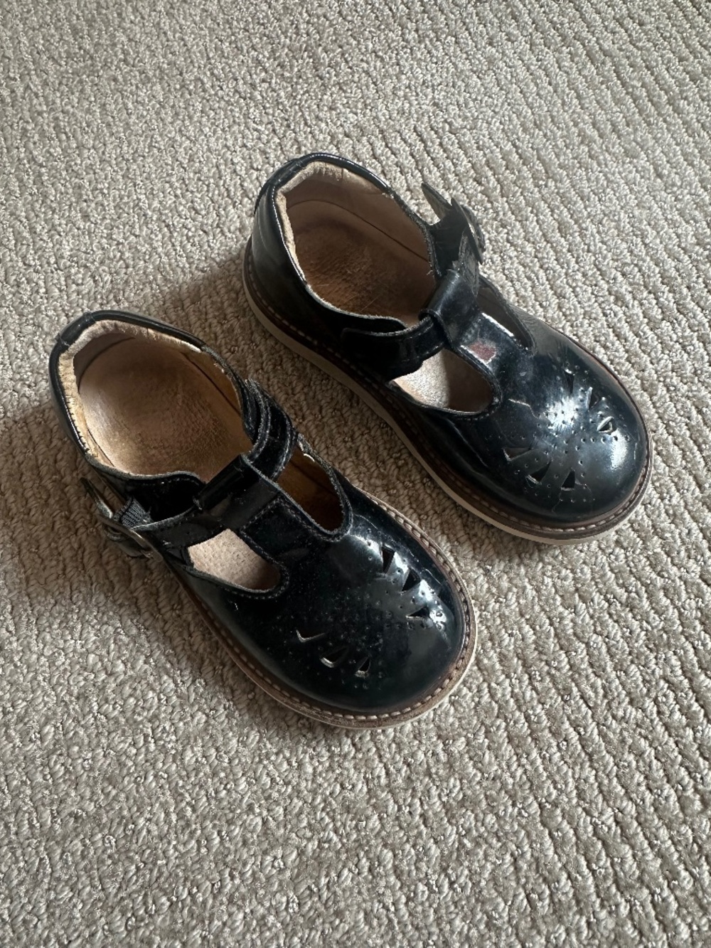 Young soles t straps